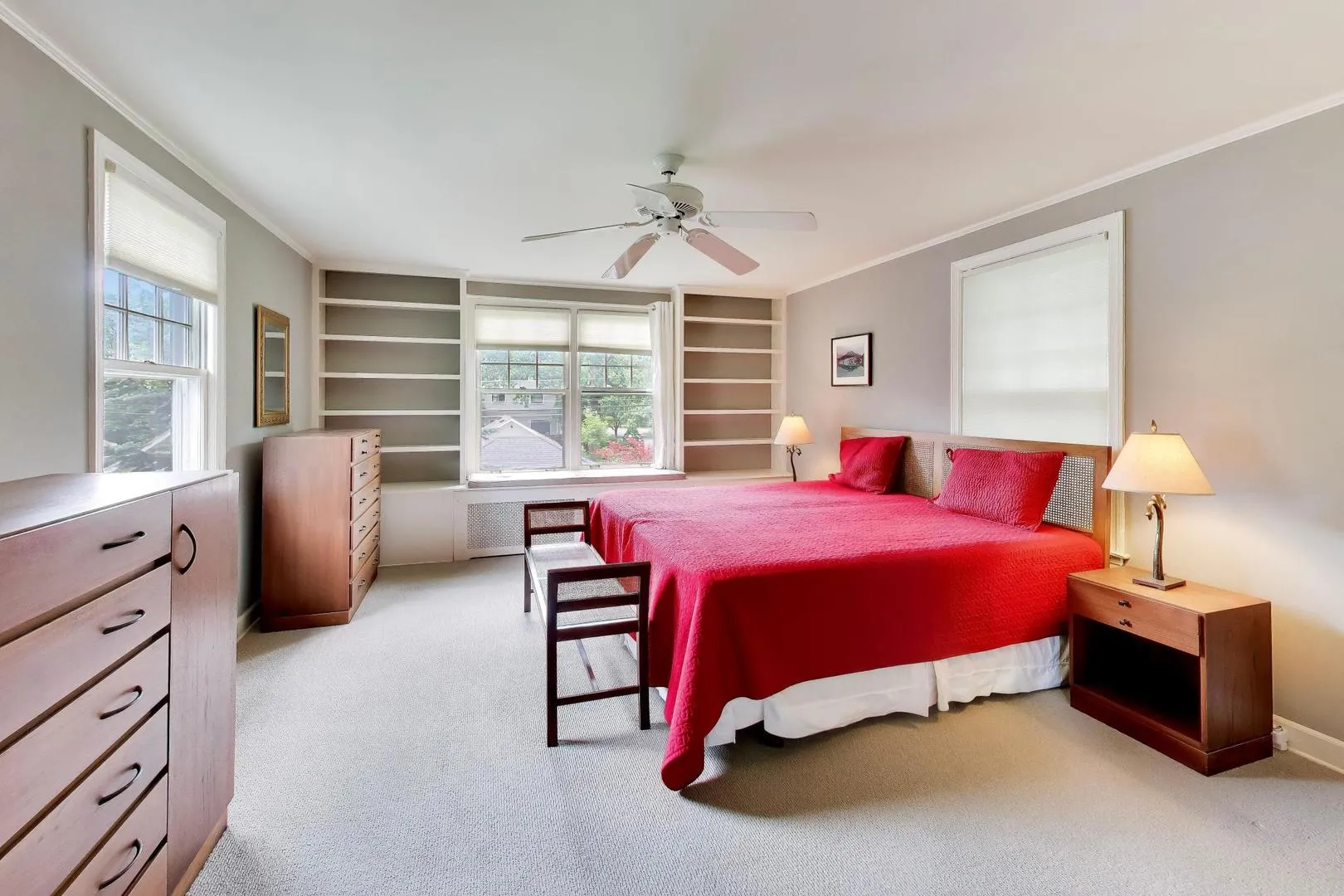 2624 Thayer St, ,  60201, USA 60201-Evanston-IL