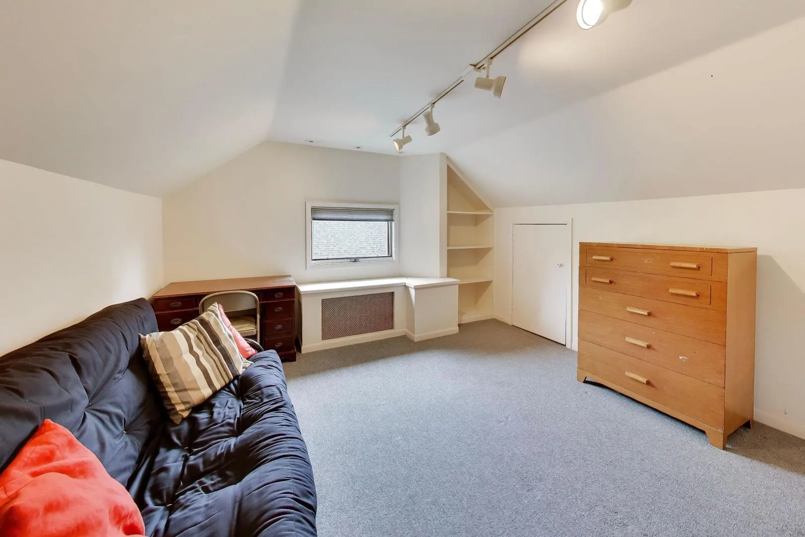 2624 Thayer St, ,  60201, USA 60201-Evanston-IL