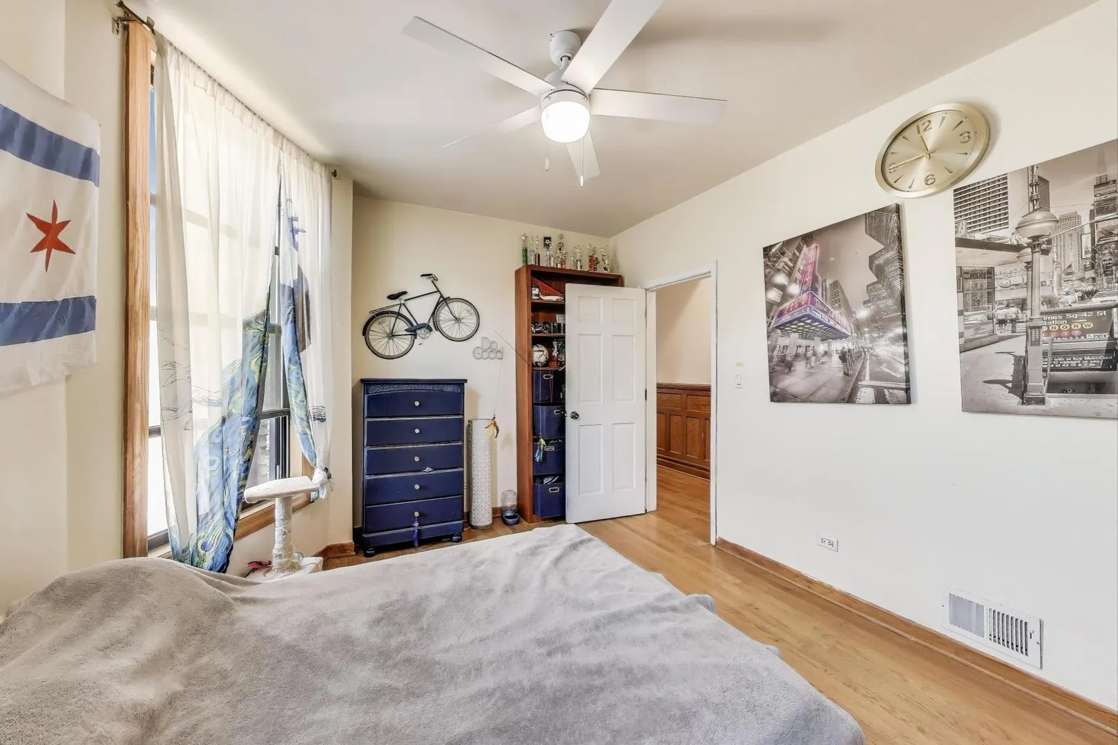 4553 S Ellis Ave, , 60653, USA 60653-Chicago-IL