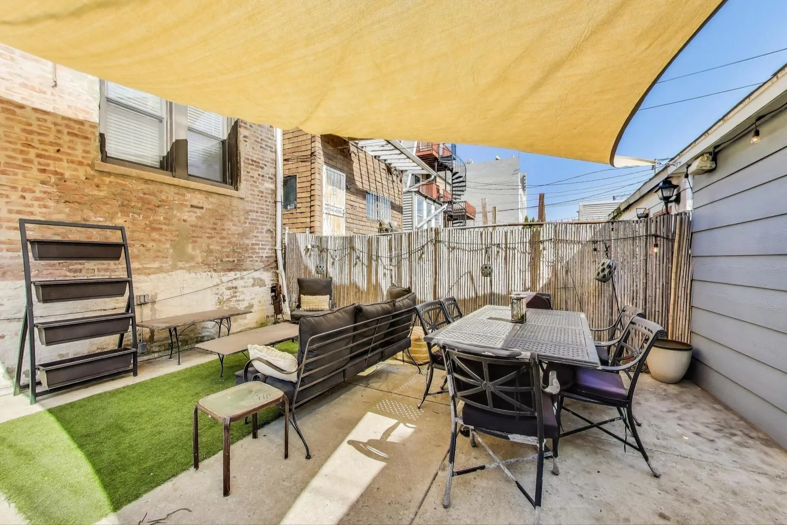 4553 S Ellis Ave, , 60653, USA 60653-Chicago-IL