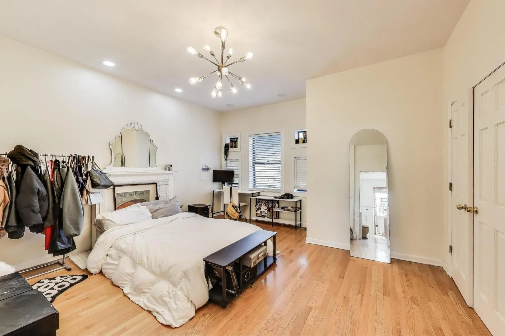 4553 S Ellis Ave, , 60653, USA 60653-Chicago-IL