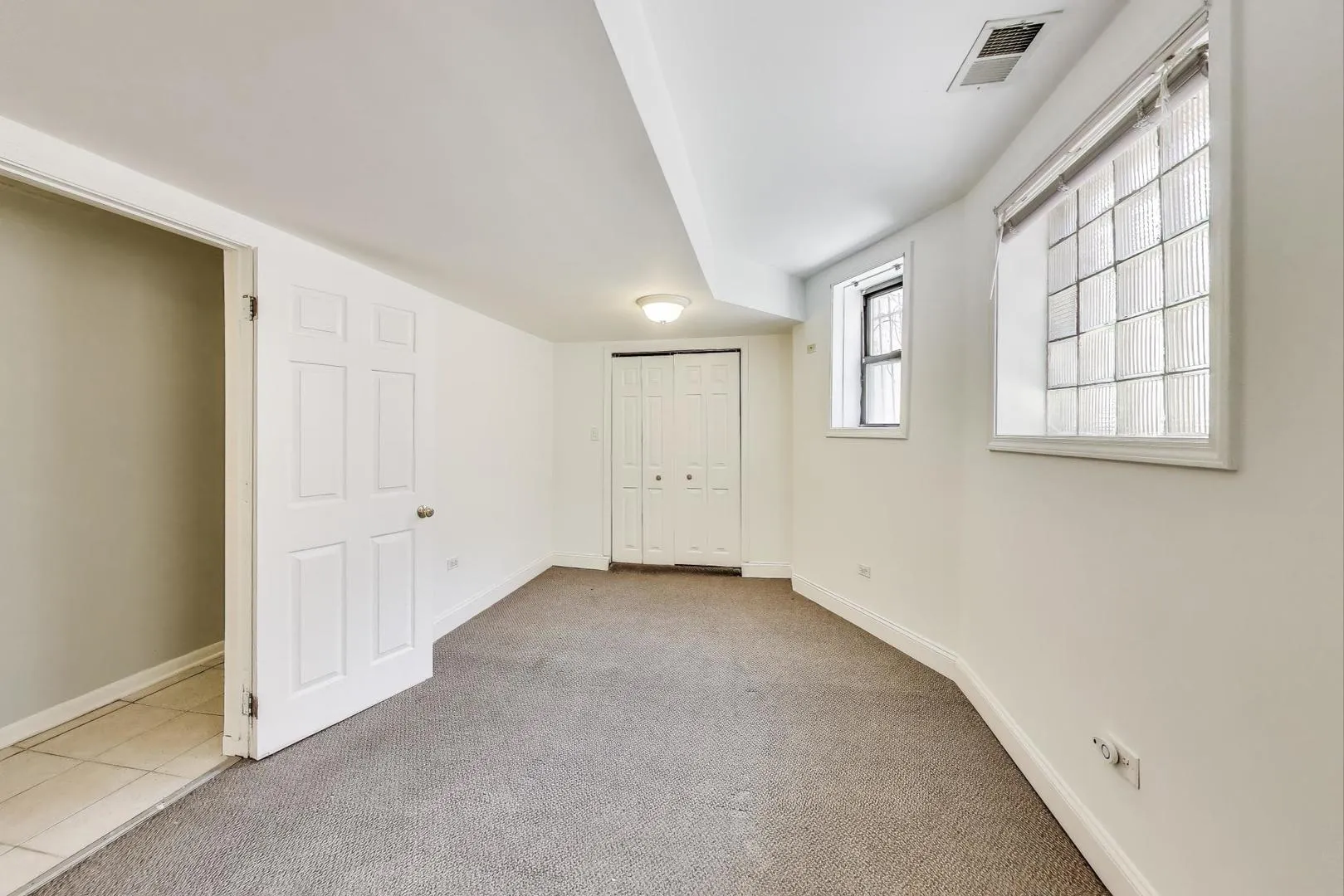 4553 S Ellis Ave, , 60653, USA 60653-Chicago-IL