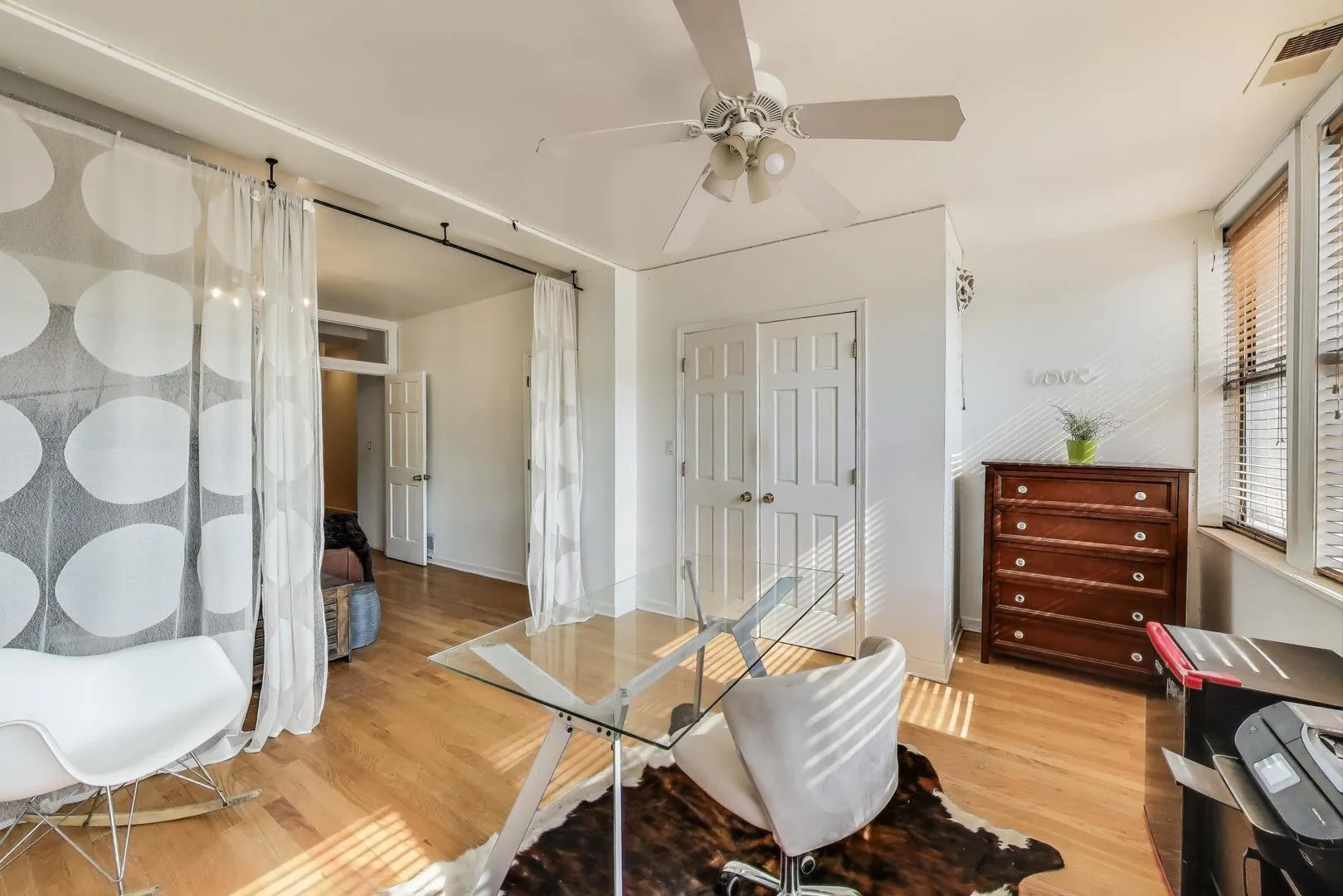 4553 S Ellis Ave, , 60653, USA 60653-Chicago-IL