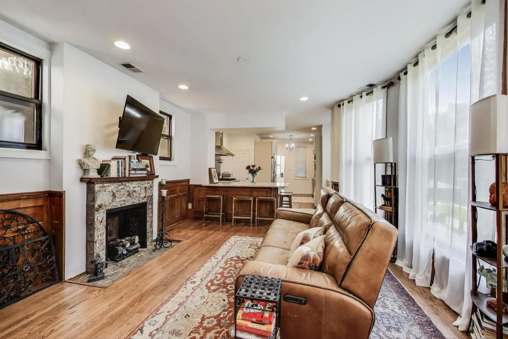 4553 S Ellis Ave, , 60653, USA 60653-Chicago-IL