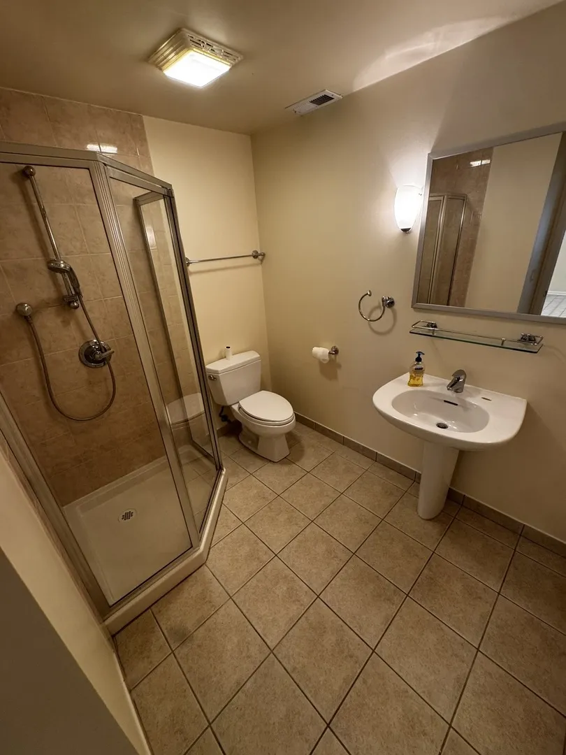 786 Greenwood Rd, , 60062, USA 60062-Northbrook-IL