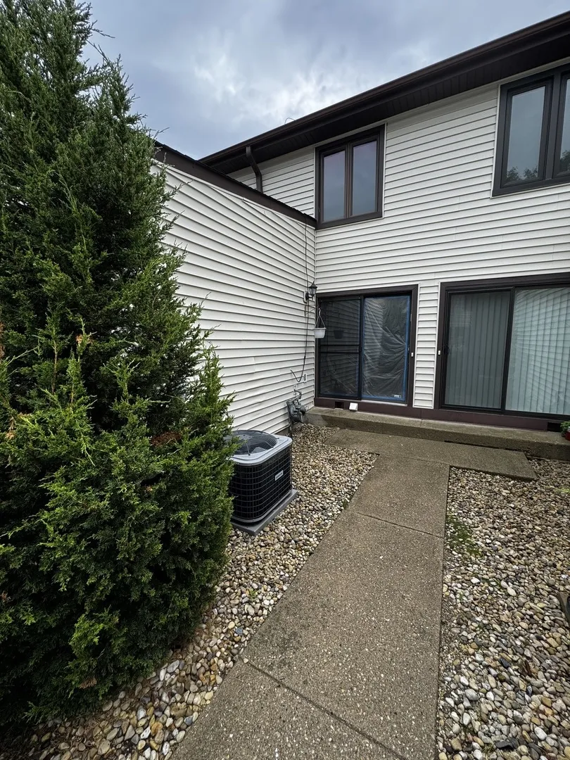 786 Greenwood Rd, , 60062, USA 60062-Northbrook-IL