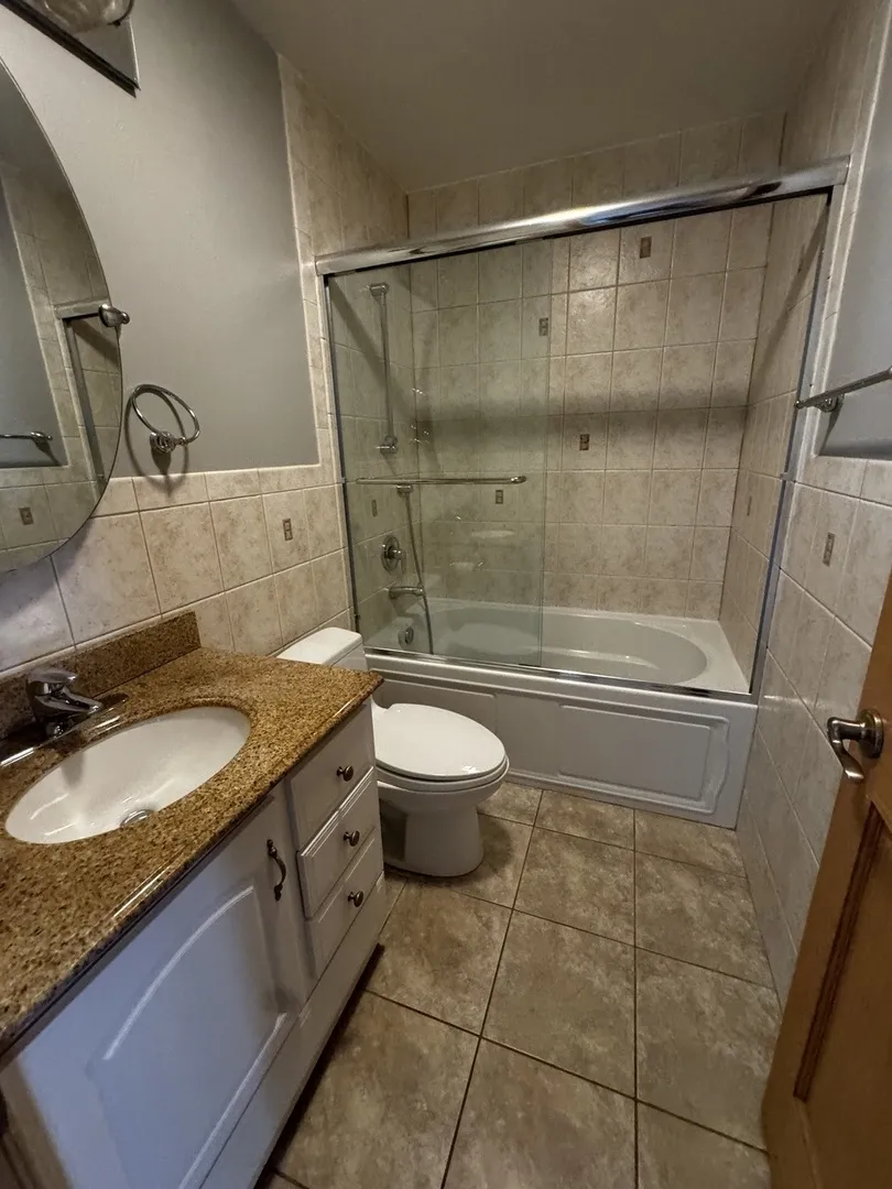 786 Greenwood Rd, , 60062, USA 60062-Northbrook-IL