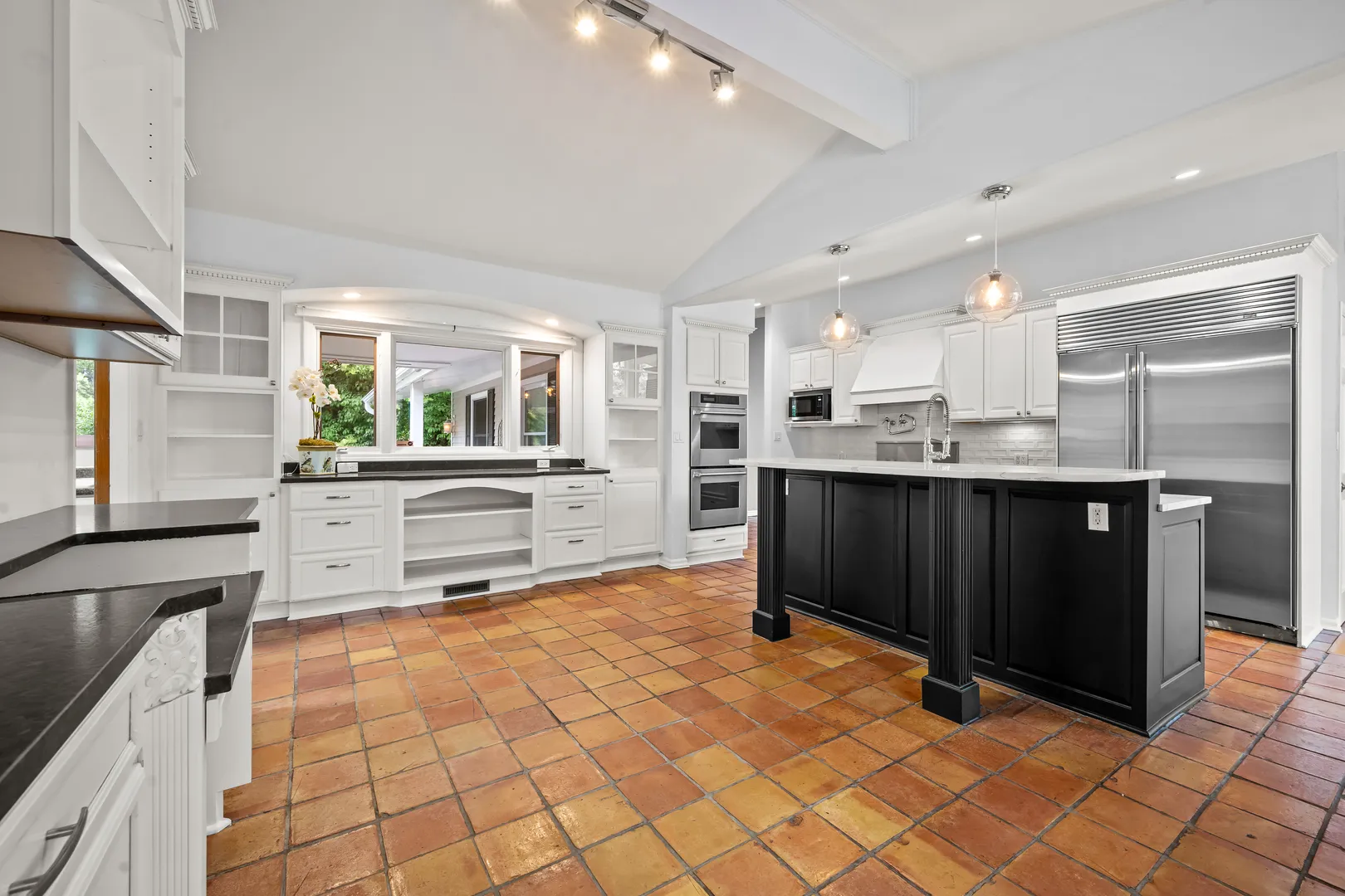 1161 Winwood Dr, , 60045, USA 60045-Lake Forest-IL