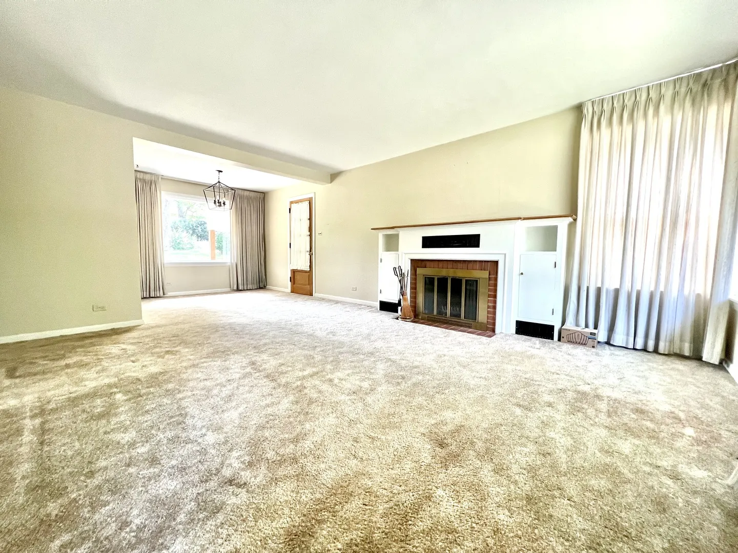 4633 Oakwood Ave, ,  60515, USA 60515-Downers Grove-IL