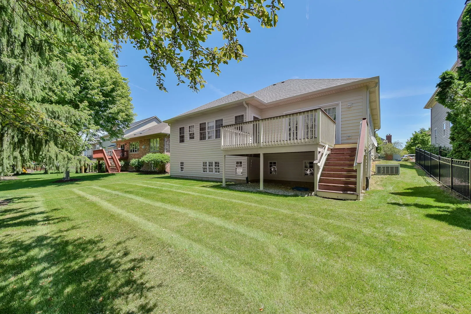 4N382 Mark Twain St, ,  60175, USA 60175-St. Charles-IL