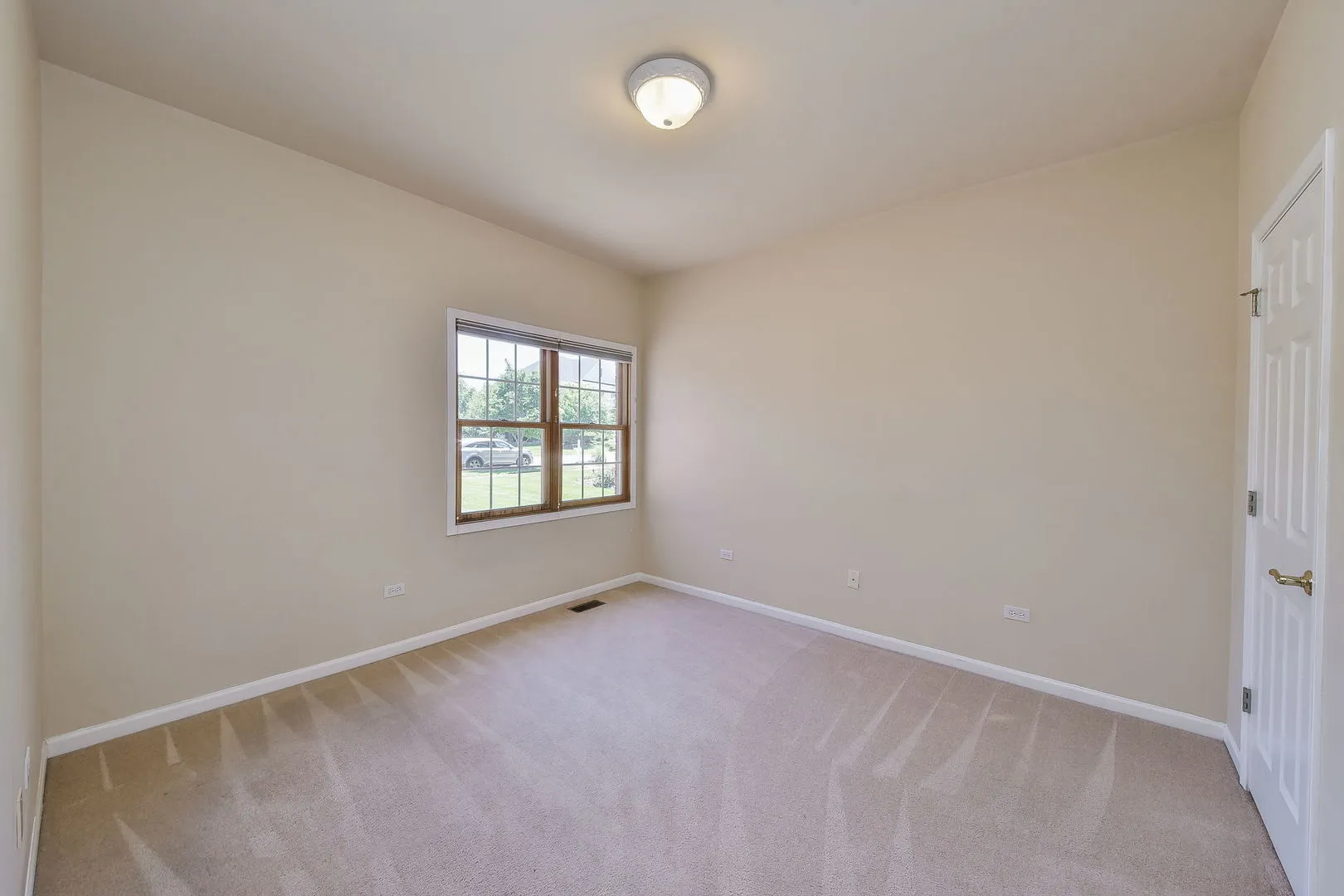 4N382 Mark Twain St, ,  60175, USA 60175-St. Charles-IL