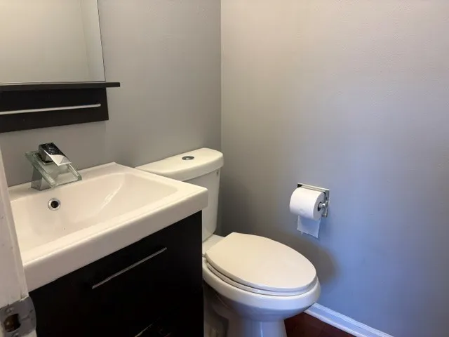 2156 Rugen Rd, ,  60026, USA 60026-Glenview-IL