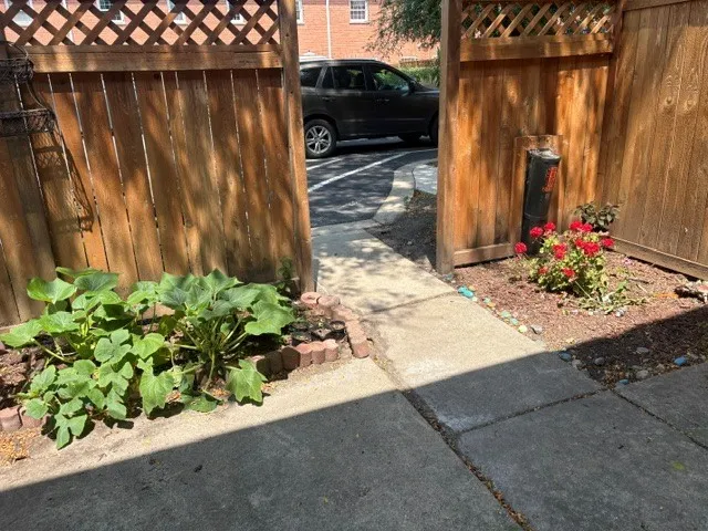 2156 Rugen Rd, ,  60026, USA 60026-Glenview-IL