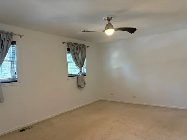 2156 Rugen Rd, ,  60026, USA 60026-Glenview-IL
