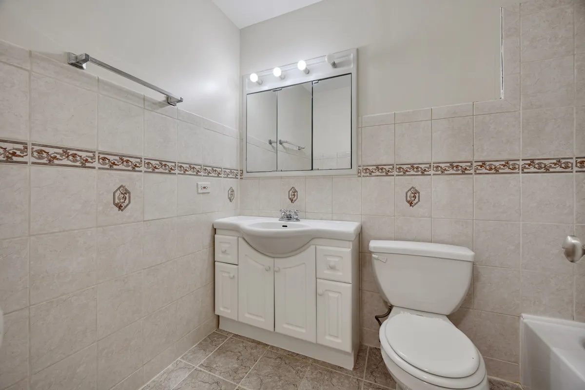 40 N Waterford Dr, , 60194, USA 60194-Schaumburg-IL