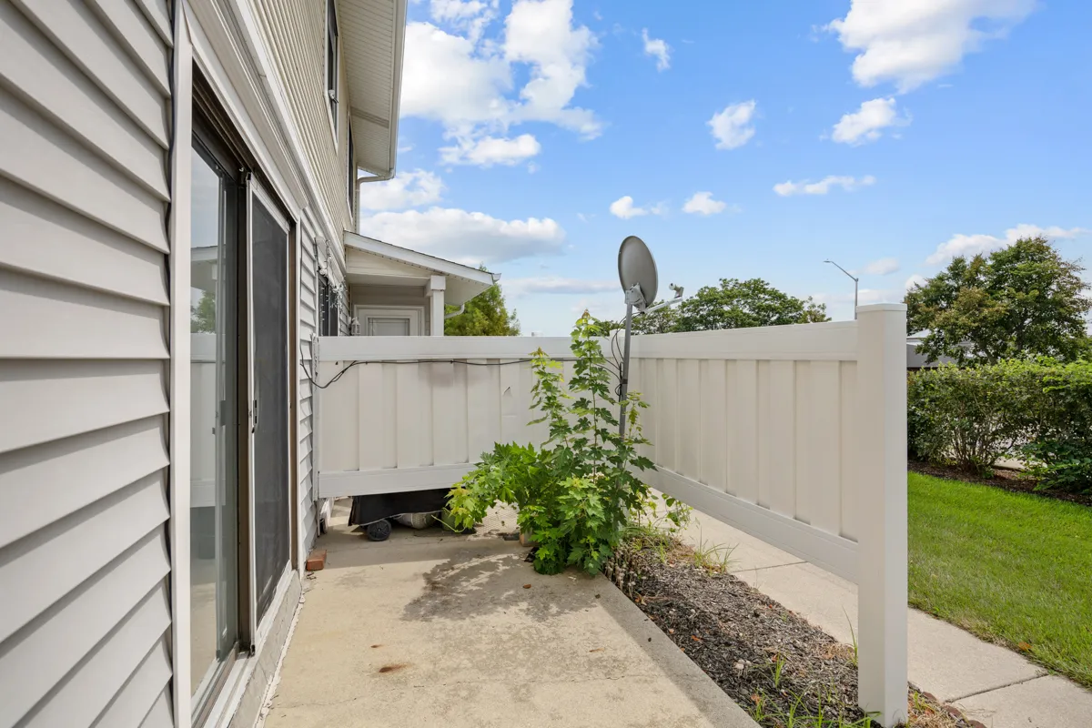 40 N Waterford Dr, , 60194, USA 60194-Schaumburg-IL