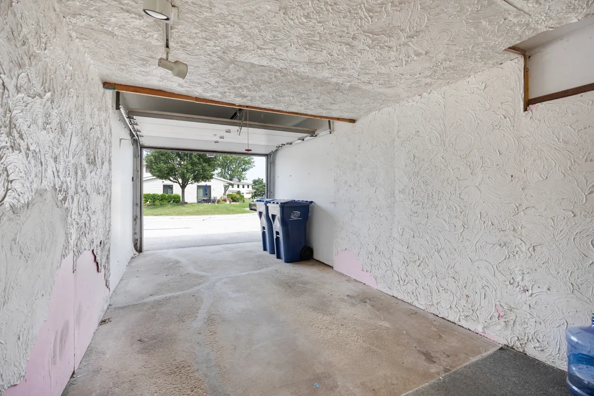 40 N Waterford Dr, , 60194, USA 60194-Schaumburg-IL