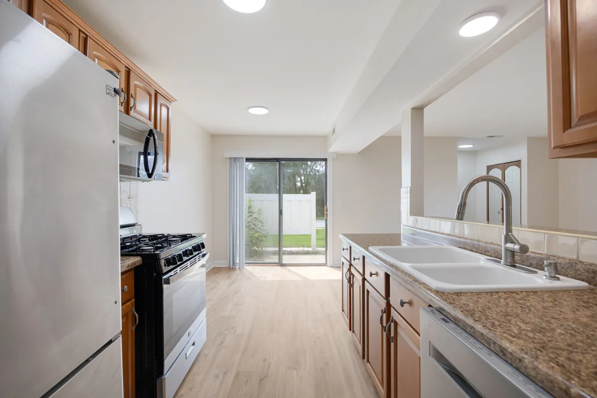 40 N Waterford Dr, , 60194, USA 60194-Schaumburg-IL