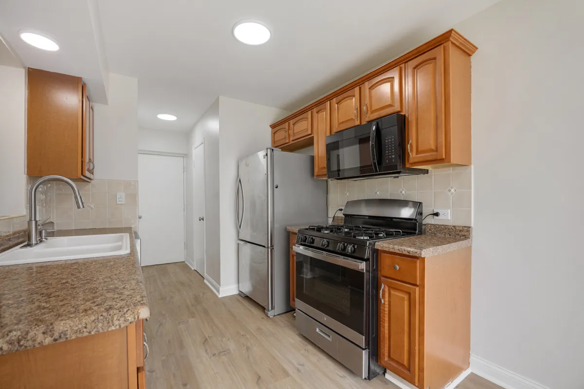 40 N Waterford Dr, , 60194, USA 60194-Schaumburg-IL