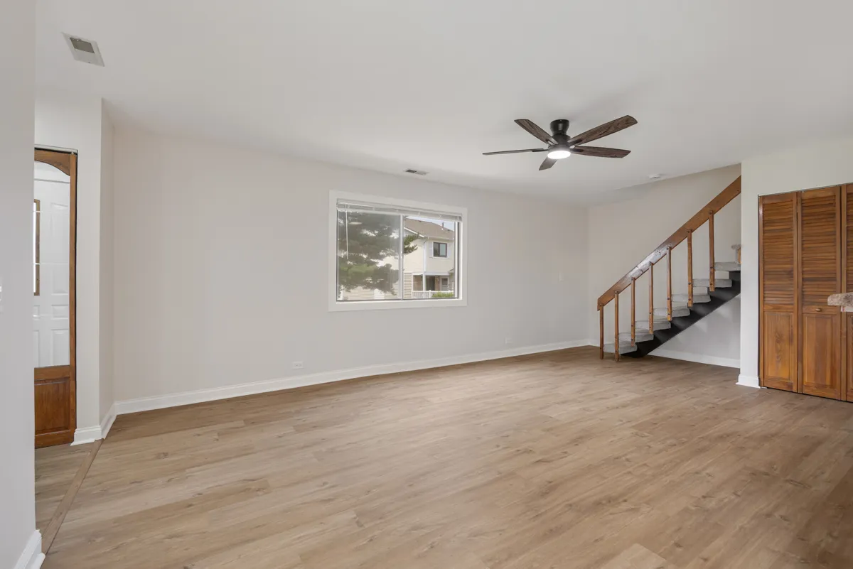 40 N Waterford Dr, , 60194, USA 60194-Schaumburg-IL
