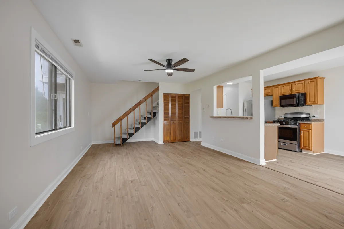40 N Waterford Dr, , 60194, USA 60194-Schaumburg-IL