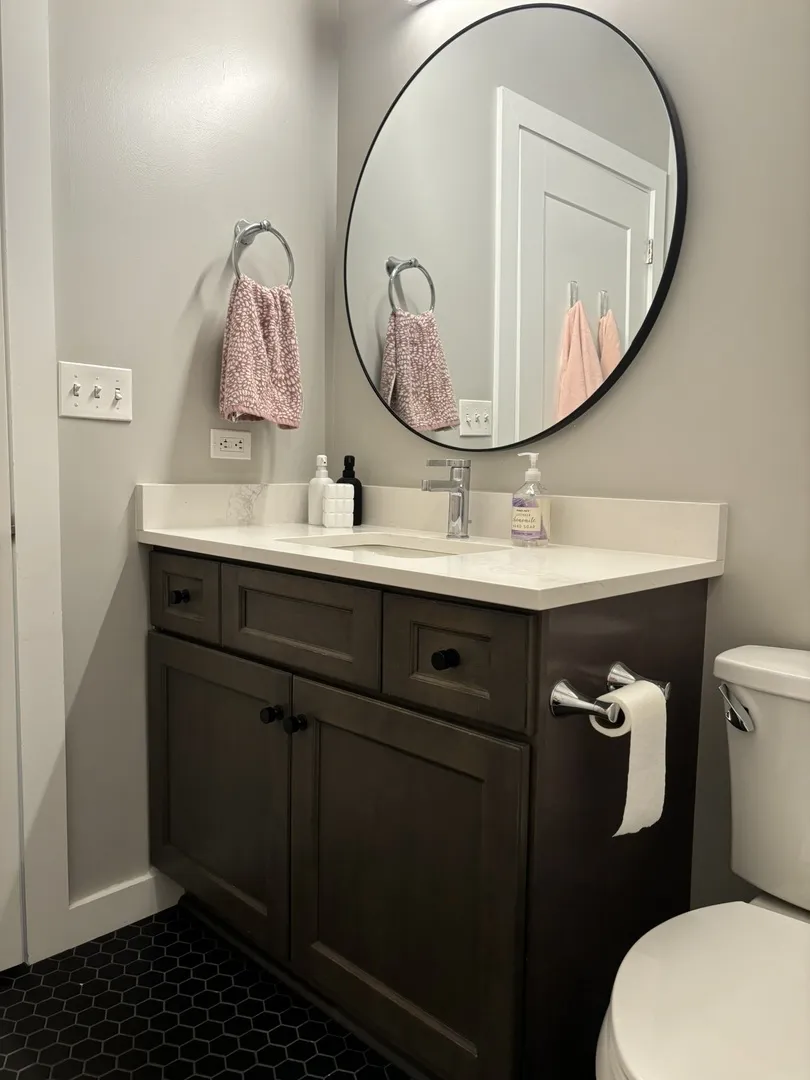 720 N Washington St, , 60563, USA 60563-Naperville-IL