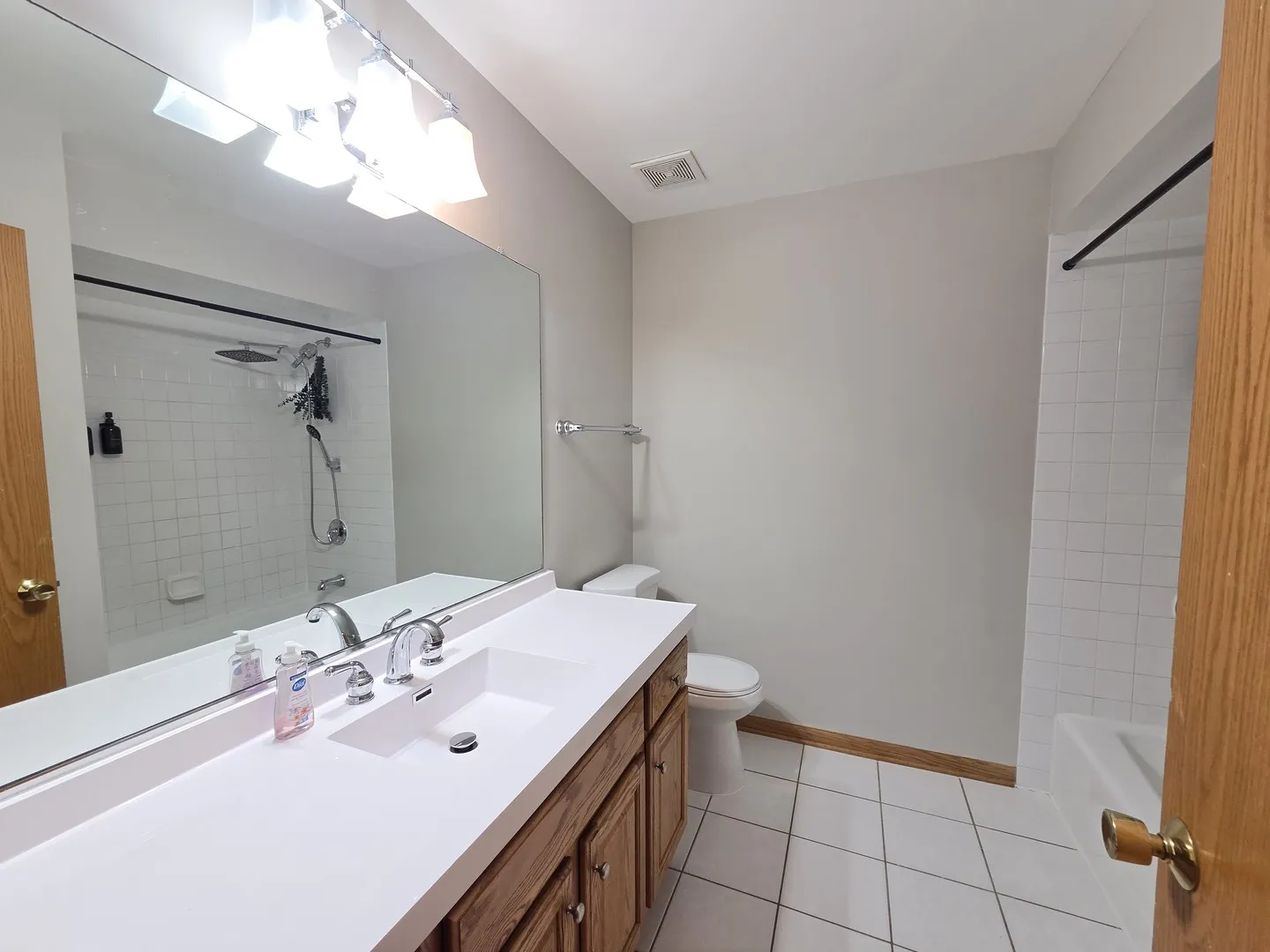 8112 Rutherford Dr, ,  60517, USA 60517-Woodridge-IL
