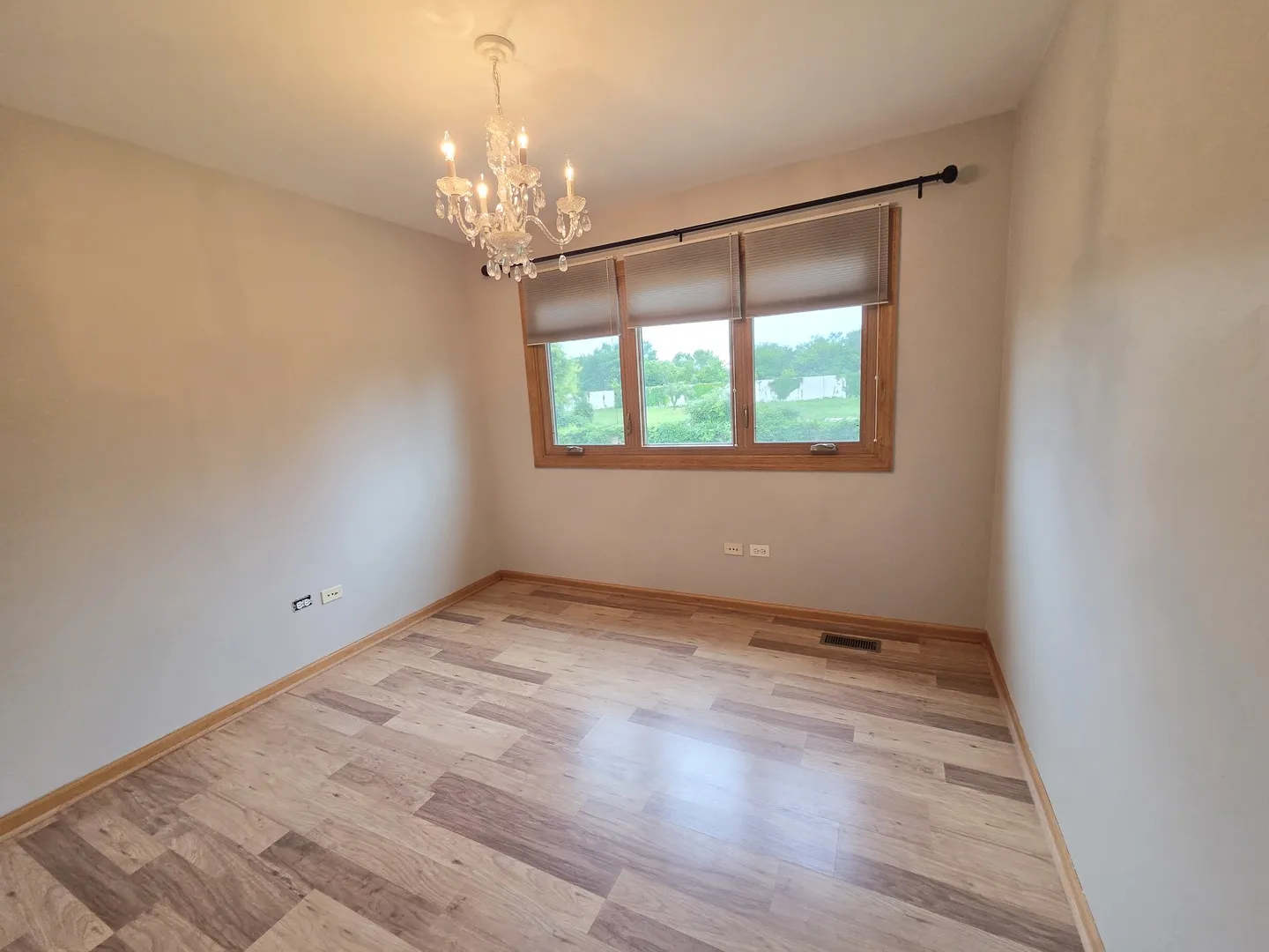 8112 Rutherford Dr, ,  60517, USA 60517-Woodridge-IL