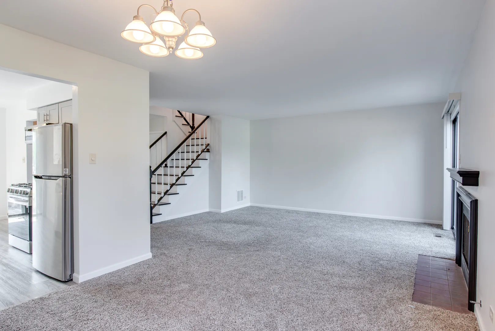 889 Heatherbrook Ct, , 60189, USA 60189-Wheaton-IL