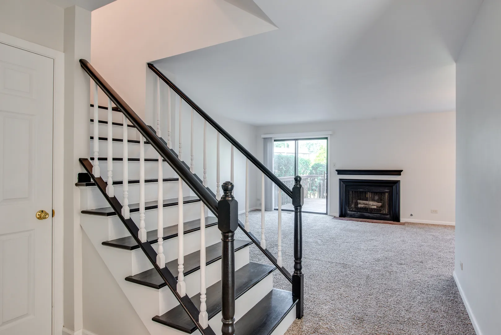 889 Heatherbrook Ct, , 60189, USA 60189-Wheaton-IL