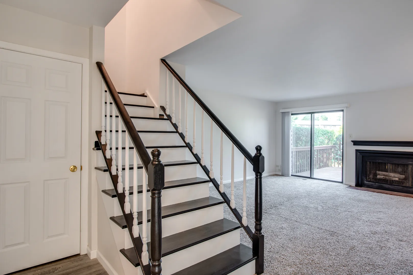 889 Heatherbrook Ct, , 60189, USA 60189-Wheaton-IL