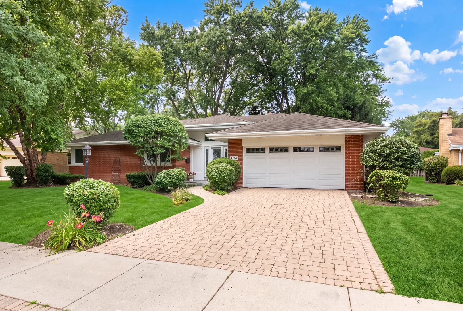 924 Brookline Ln, ,  60068, USA 60068-Park Ridge-IL