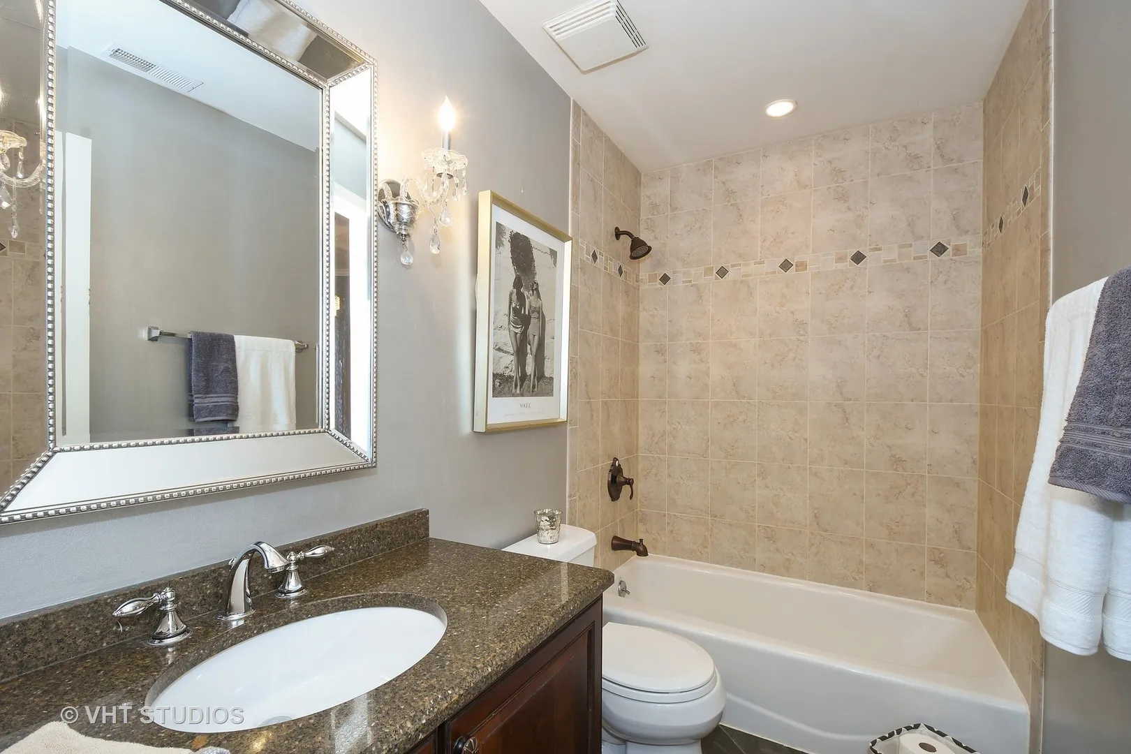 100 E Station St, ,  60010, USA 60010-Barrington-IL