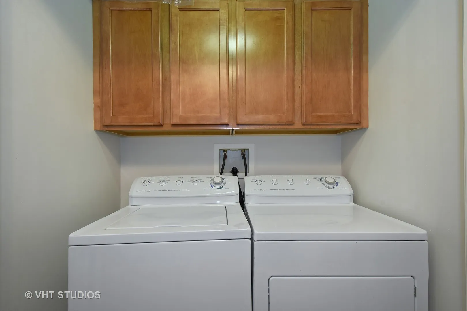 100 E Station St, ,  60010, USA 60010-Barrington-IL