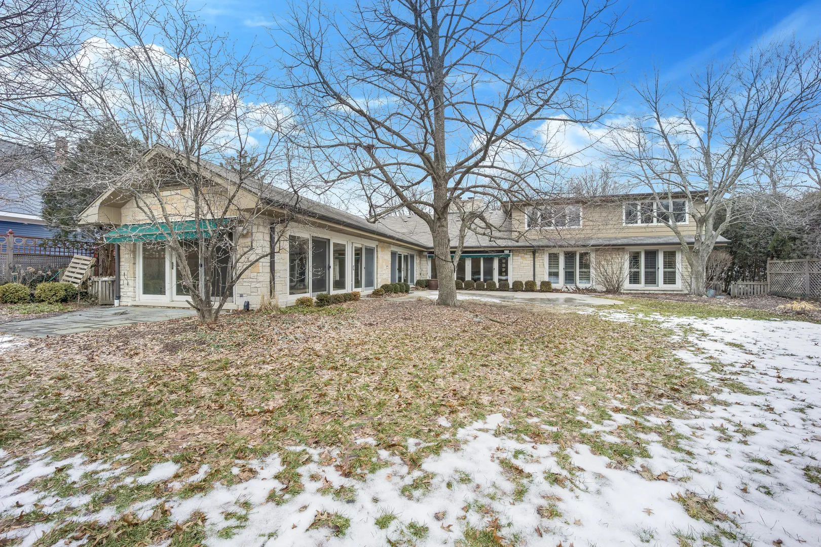 120 E 8th St, , 60521, USA 60521-Hinsdale-IL
