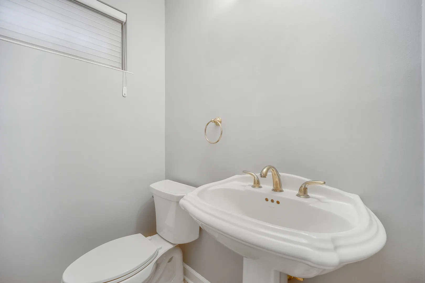 120 E 8th St, , 60521, USA 60521-Hinsdale-IL