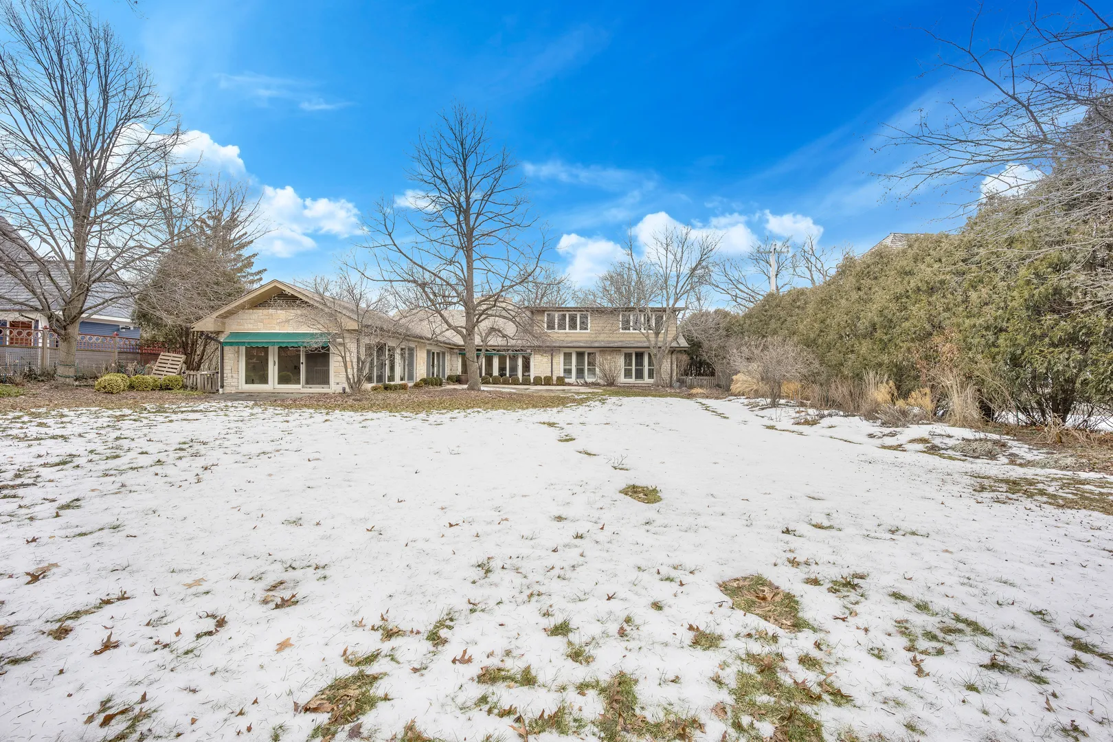 120 E 8th St, , 60521, USA 60521-Hinsdale-IL