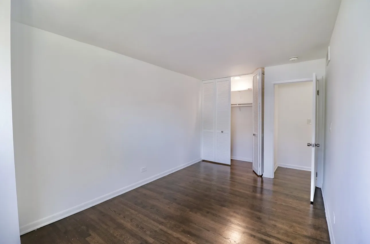 520 Glendale Rd, ,  60025, USA 60025-Glenview-IL