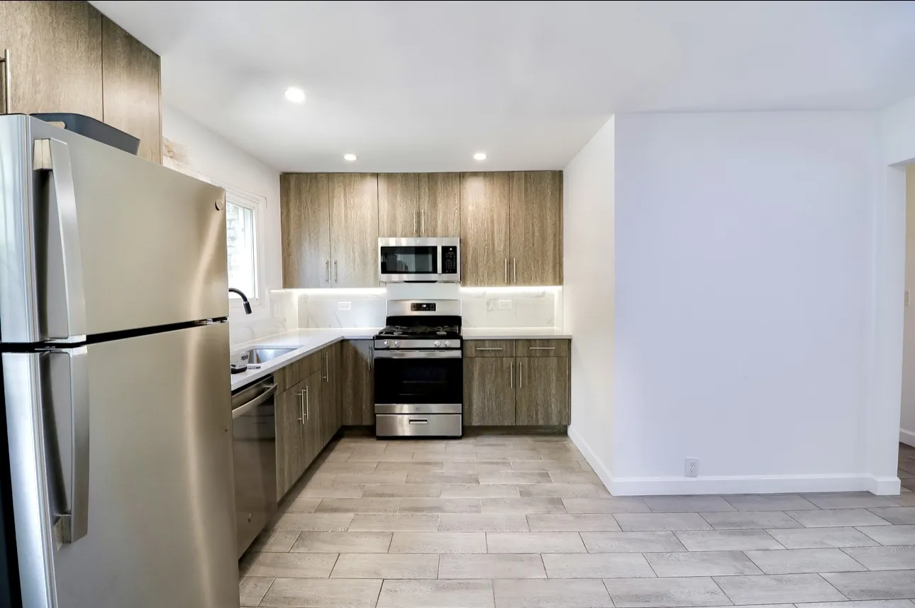 520 Glendale Rd, ,  60025, USA 60025-Glenview-IL