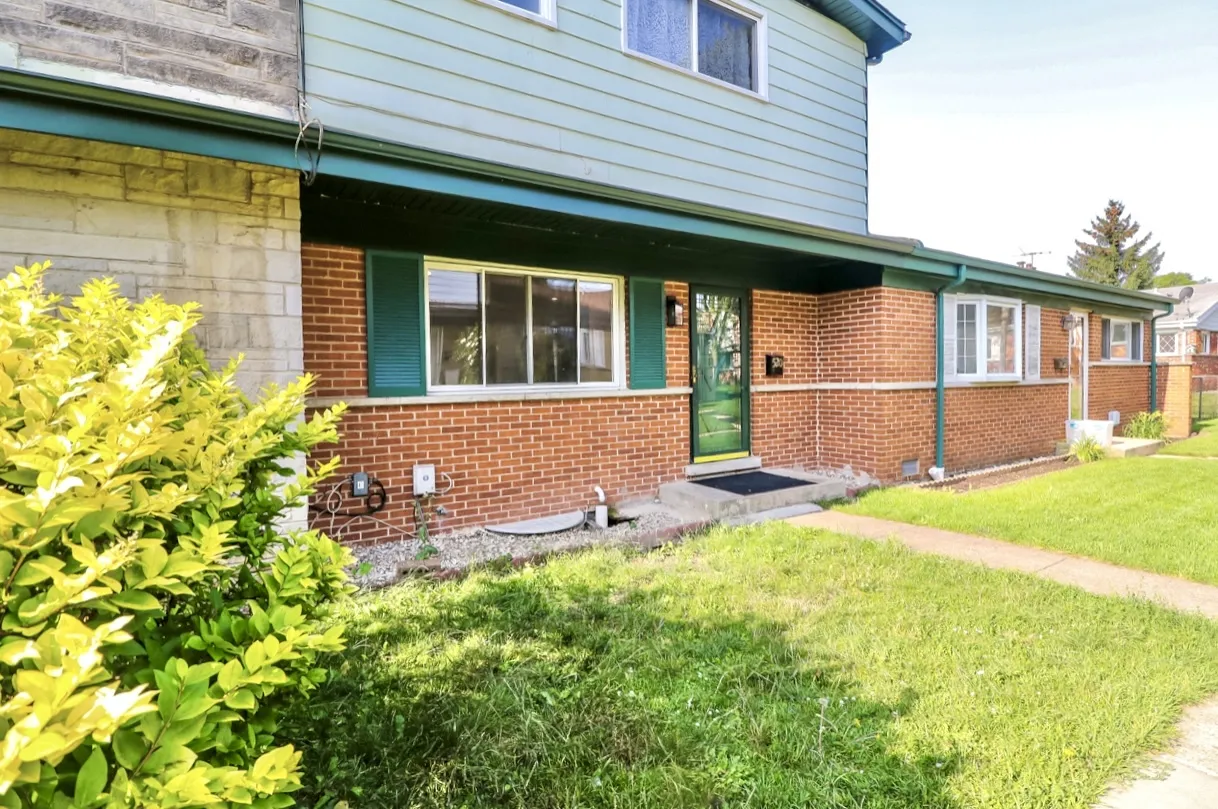 520 Glendale Rd, ,  60025, USA 60025-Glenview-IL