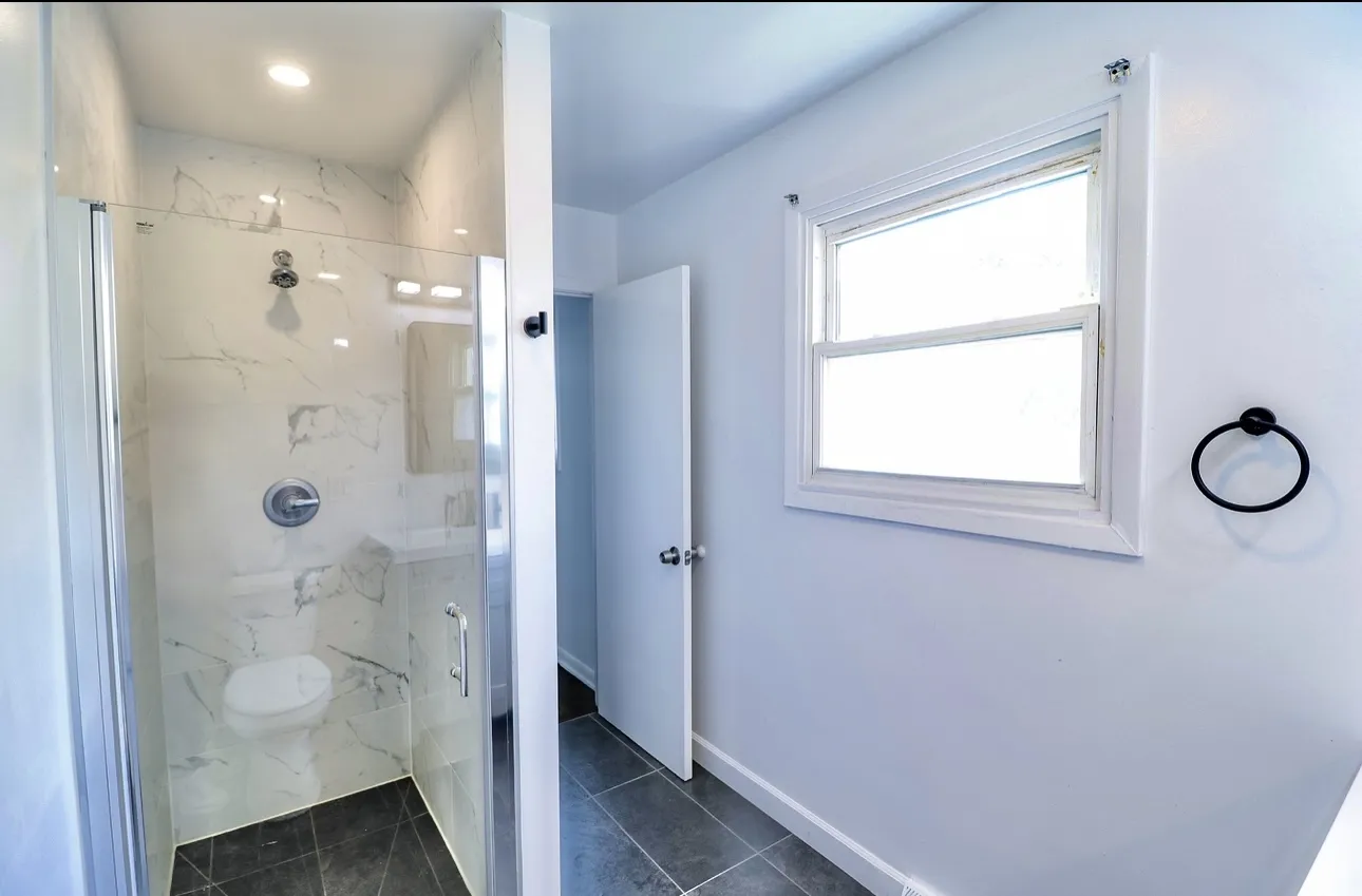 520 Glendale Rd, ,  60025, USA 60025-Glenview-IL