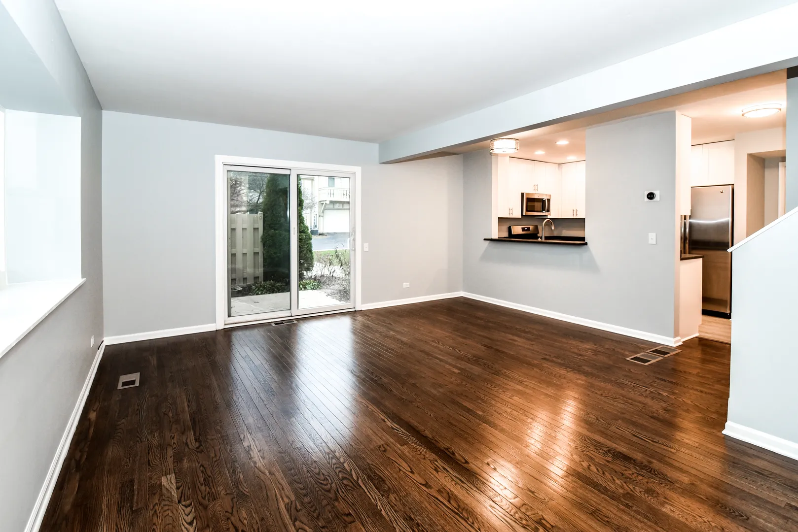 804 E Hillside Ave, ,  60010, USA 60010-Barrington-IL