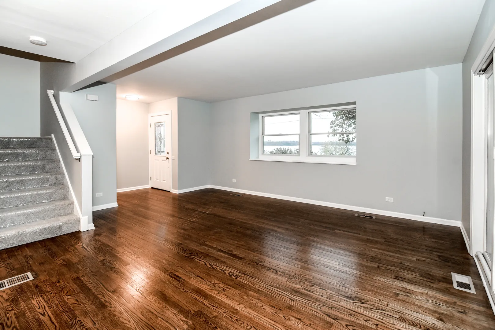 804 E Hillside Ave, ,  60010, USA 60010-Barrington-IL