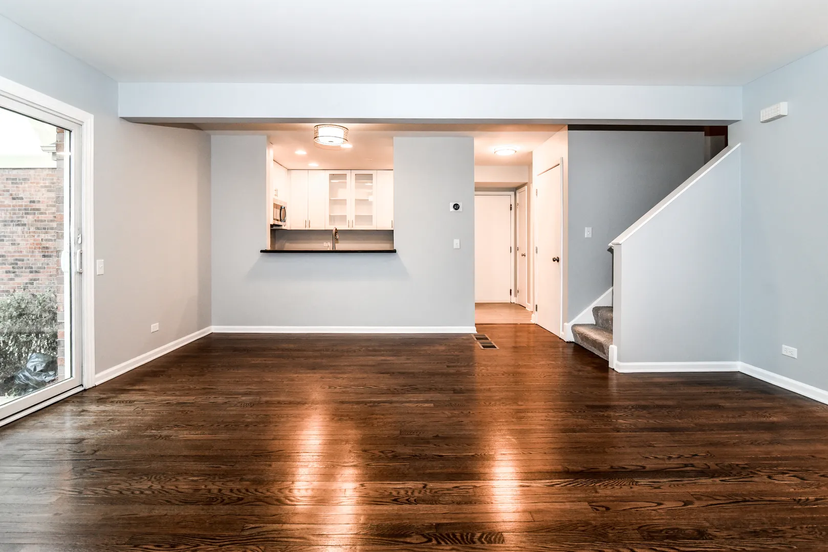 804 E Hillside Ave, ,  60010, USA 60010-Barrington-IL
