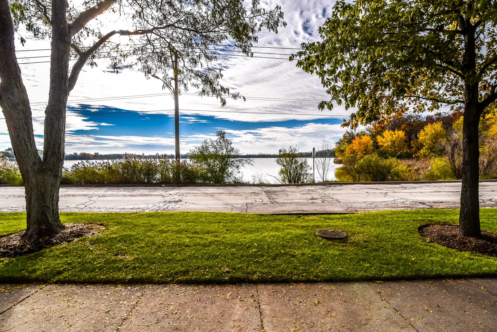 804 E Hillside Ave, ,  60010, USA 60010-Barrington-IL