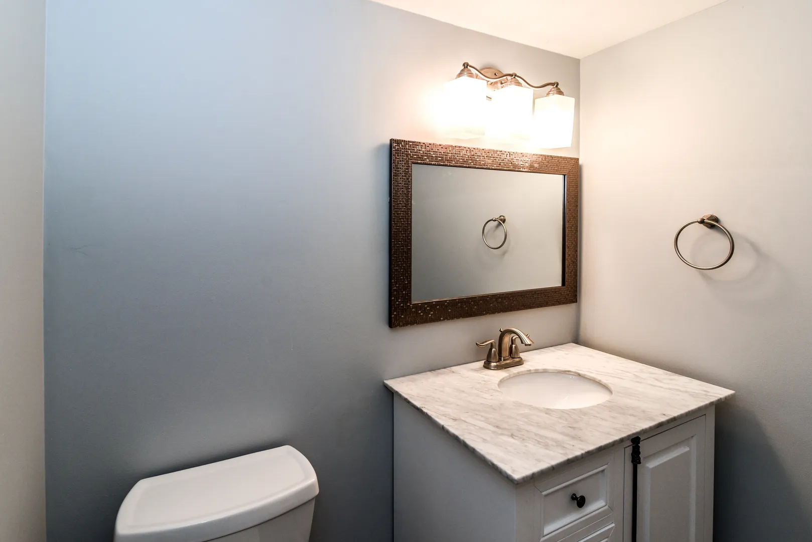 804 E Hillside Ave, ,  60010, USA 60010-Barrington-IL