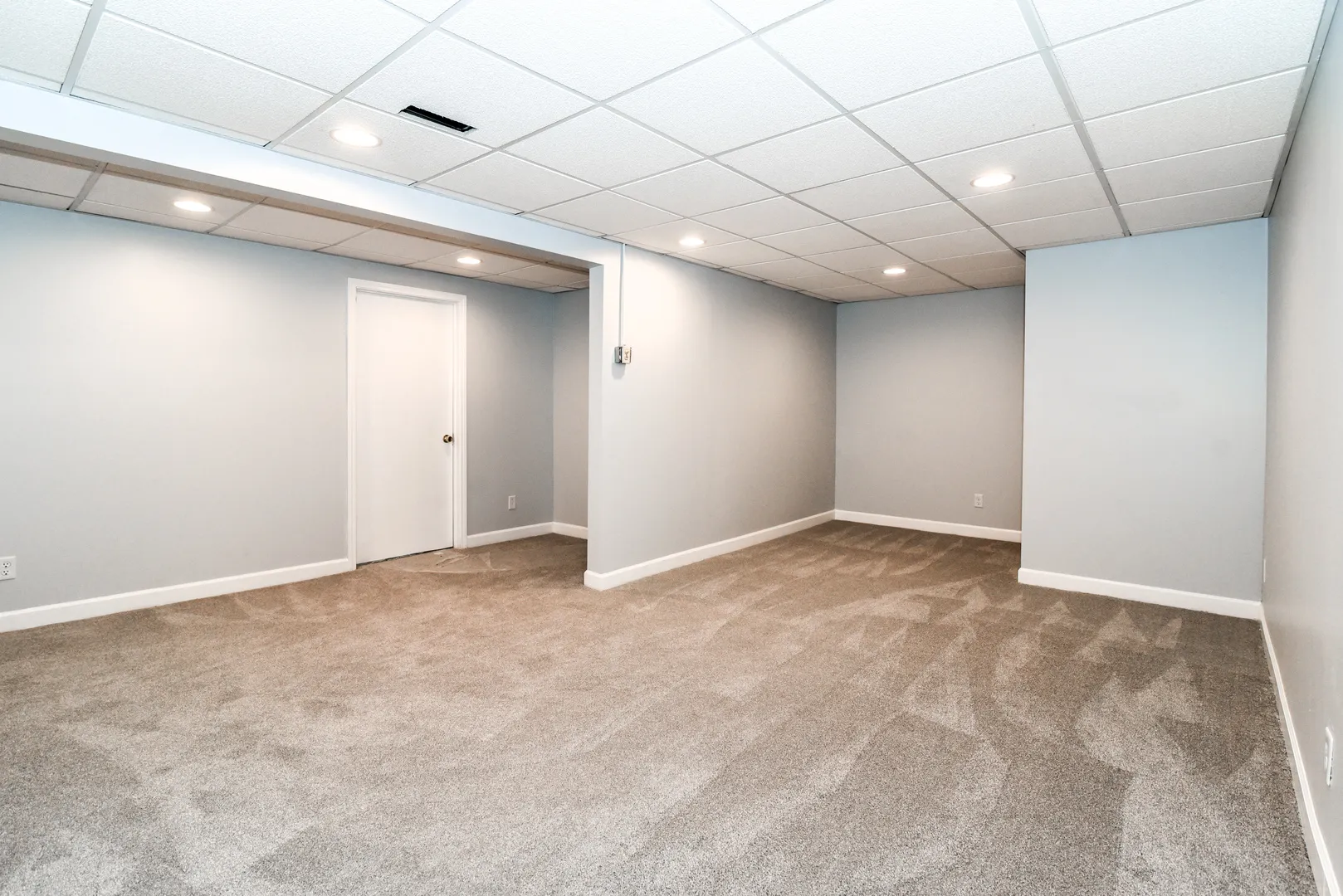 804 E Hillside Ave, ,  60010, USA 60010-Barrington-IL