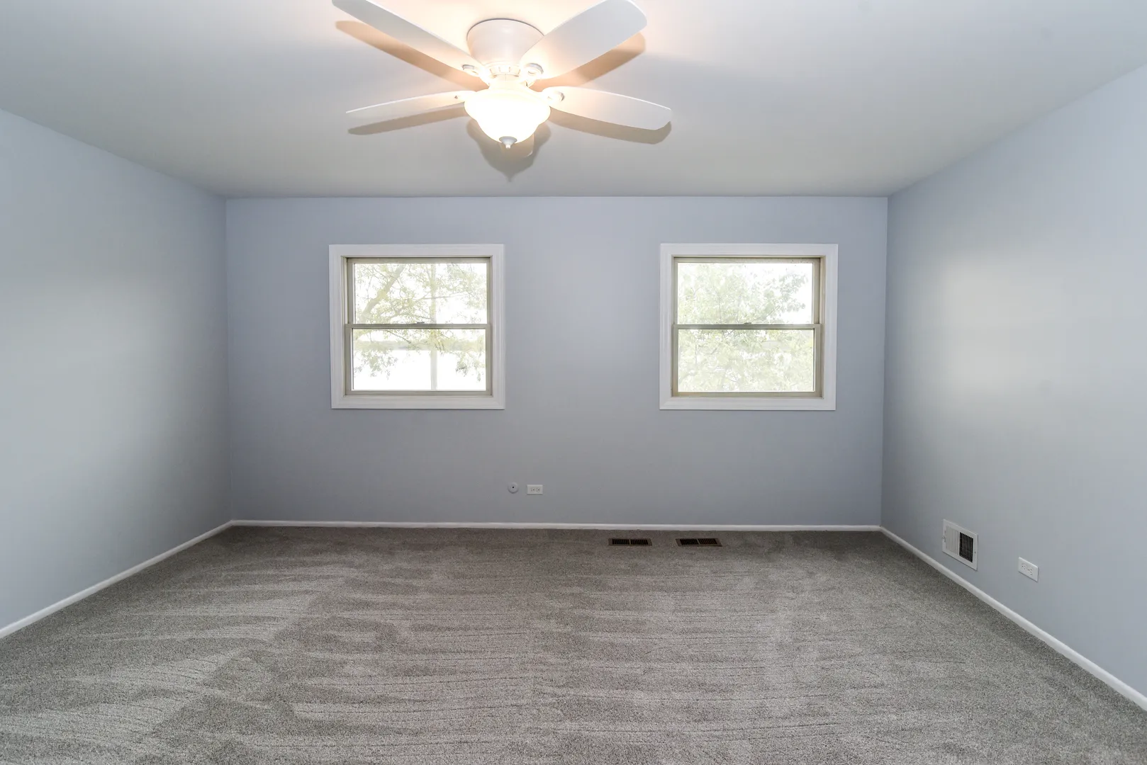 804 E Hillside Ave, ,  60010, USA 60010-Barrington-IL