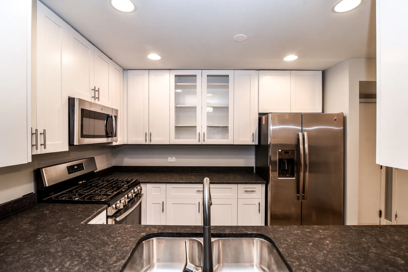 804 E Hillside Ave, ,  60010, USA 60010-Barrington-IL