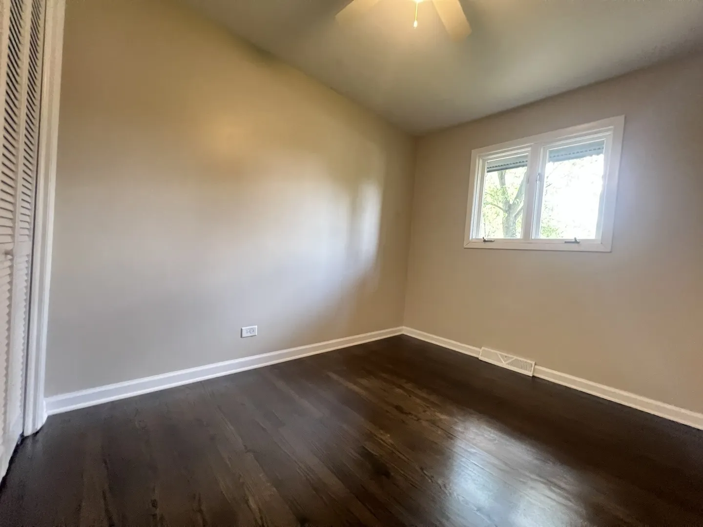 16260 W Arlington Dr, , 60048, USA 60048-Libertyville-IL